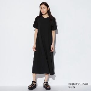 Uniqlo AIRism Cotton Short Sleeve T-Shirt Dress